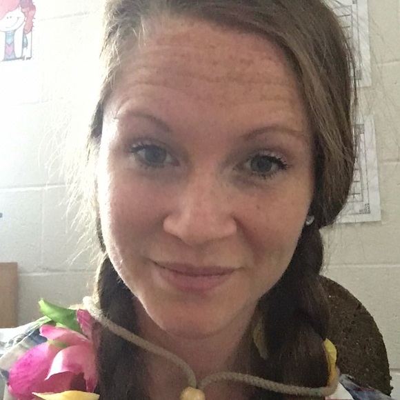 Meet your Posher, Shaylyn - Picture 1 of 1